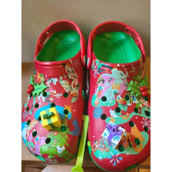 Disney Parks 2023 Christmas Holiday Gifts Presents Mickey Clogs Crocs Sz M9/W11 - Picture 1 of 6